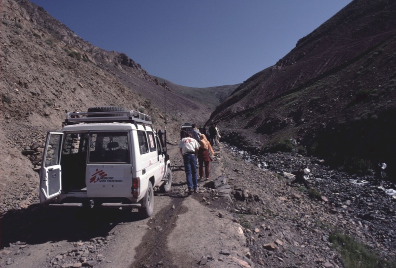 Afgha_13lr.jpg