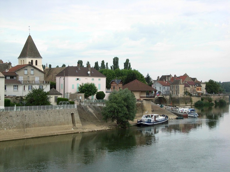 039_Verdun-sur-le-Doubs.jpg