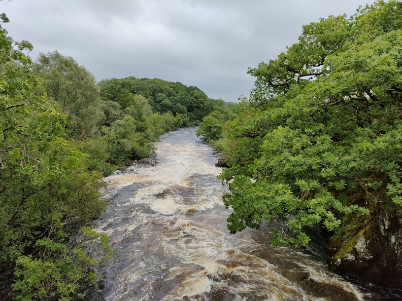 Les cours d'eau sont en crue UK2023_0410.jpg
