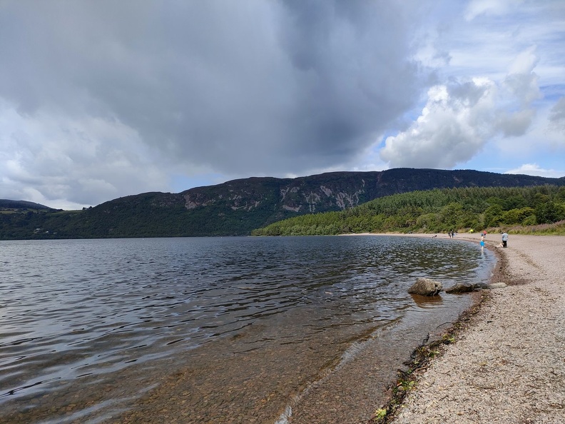 La plage de Dores sur le Loch Ness UK2023_0879.jpg